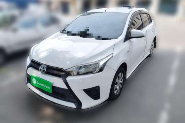Ojetý Toyota YARiS L Zhi Xuan 2014 1.3E Manual Charm Edition