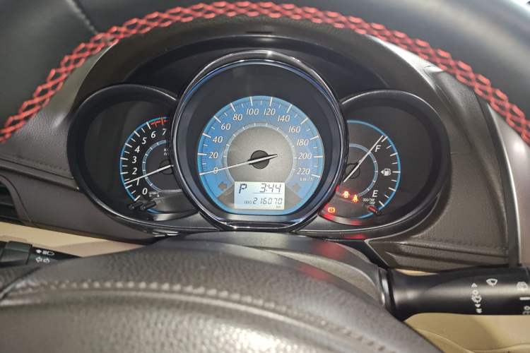 Used Toyota YARiS L Zhi Xuan 2014 1.3E Automatic Charm Edition Instrument Cluster