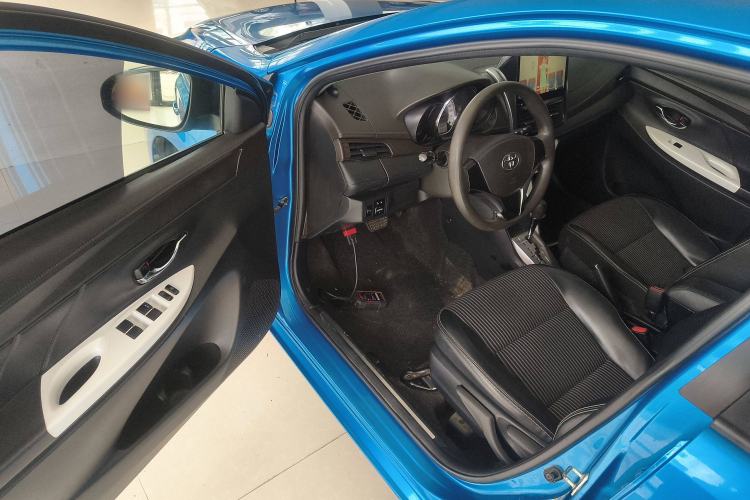 Used Toyota YARiS L Zhi Xuan 2015 1.5G Automatic Xuan Dong Sunroof Special Edition Driver Seat