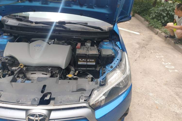 Used Toyota YARiS L Zhi Xuan 2015 1.5E Automatic Charm Edition Engine Bay Left