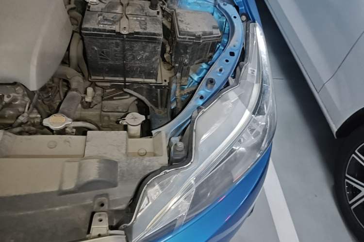 Used Toyota YARiS L Zhi Xuan 2015 1.5E Automatic Charm Edition Engine Bay Left