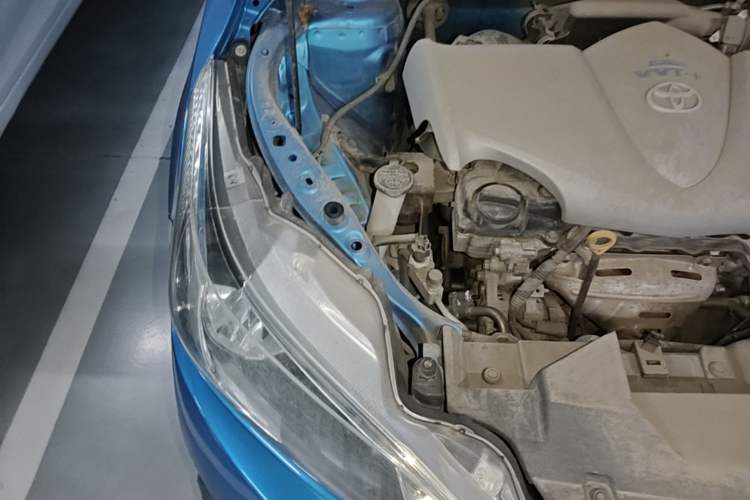 Used Toyota YARiS L Zhi Xuan 2015 1.5E Automatic Charm Edition Engine Bay Right