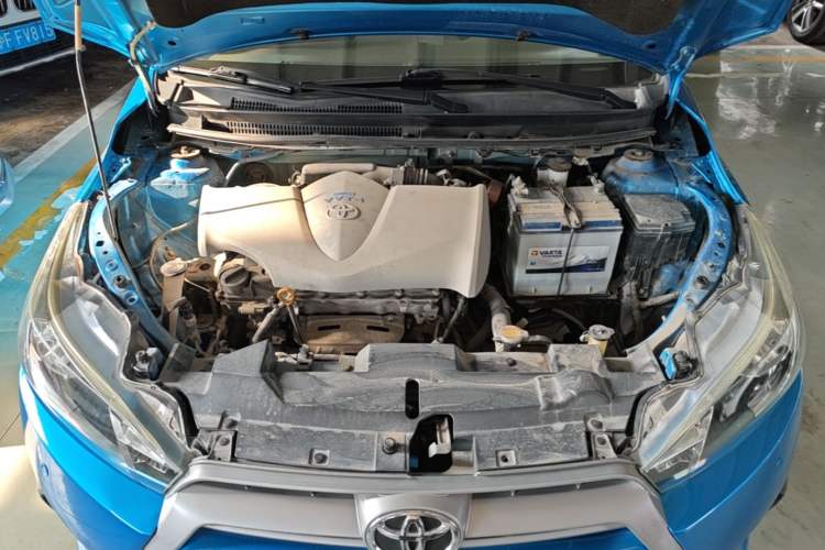 Used Toyota YARiS L Zhi Xuan 2015 1.5E Automatic Charm Edition Engine Bay