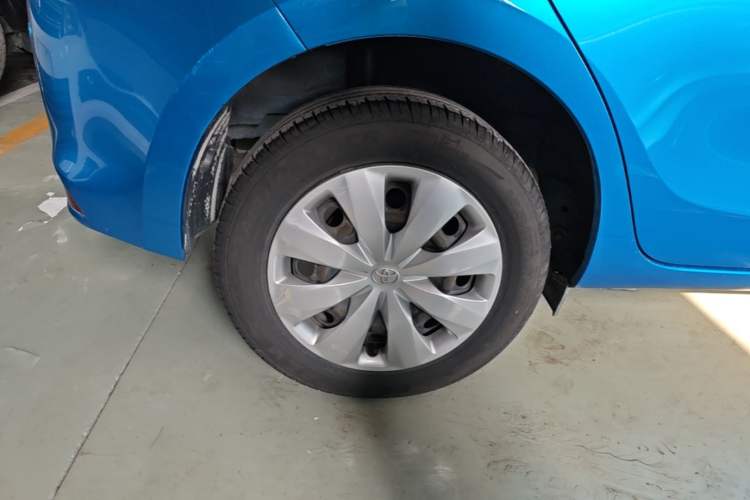Used Toyota YARiS L Zhi Xuan 2015 1.5E Automatic Charm Edition Exterior 5