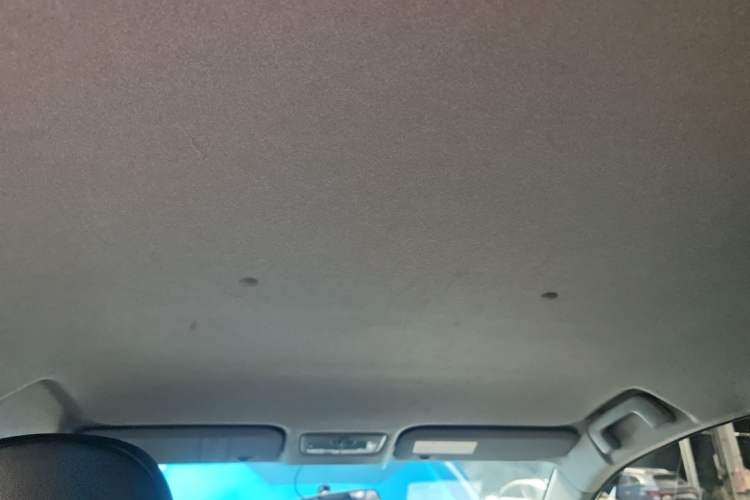 Used Toyota YARiS L Zhi Xuan 2015 1.5E Automatic Charm Edition Headliner