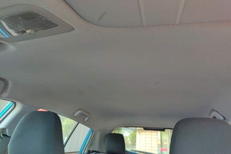 Used Toyota YARiS L Zhi Xuan 2015 1.5E Automatic Charm Edition Headliner