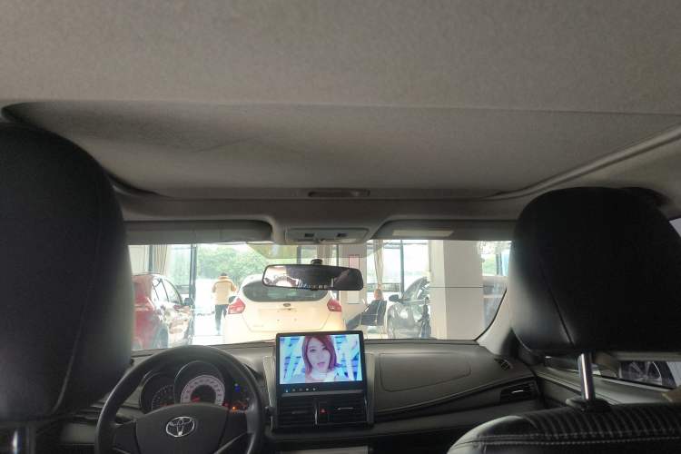 Used Toyota YARiS L Zhi Xuan 2015 1.5G Automatic Xuan Dong Sunroof Special Edition Headliner