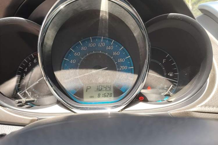 Used Toyota YARiS L Zhi Xuan 2015 1.5E Automatic Charm Edition Instrument Cluster