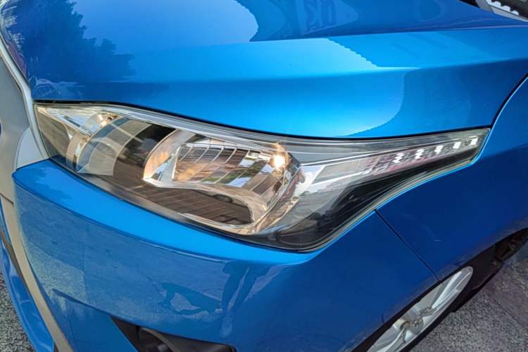 Used Toyota YARiS L Zhi Xuan 2015 1.5E Automatic Charm Edition Left Front Headlight