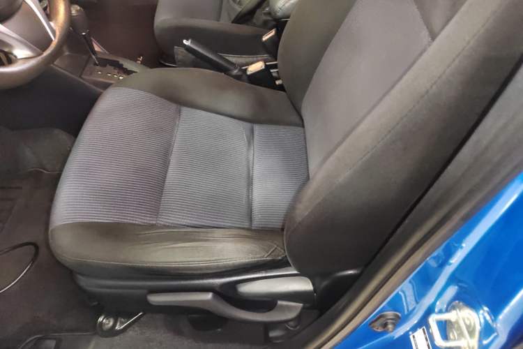 Used Toyota YARiS L Zhi Xuan 2015 1.5E Automatic Charm Edition Left Front Seat