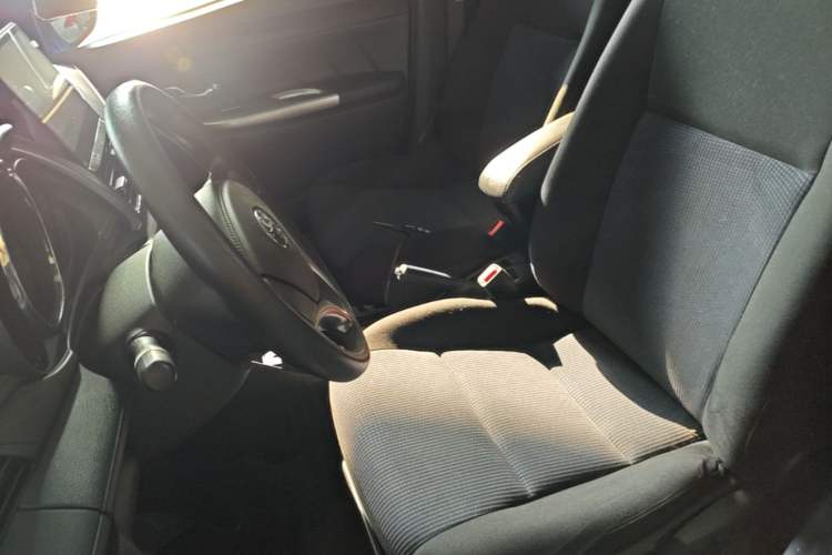 Used Toyota YARiS L Zhi Xuan 2015 1.5E Automatic Charm Edition Left Front Seat