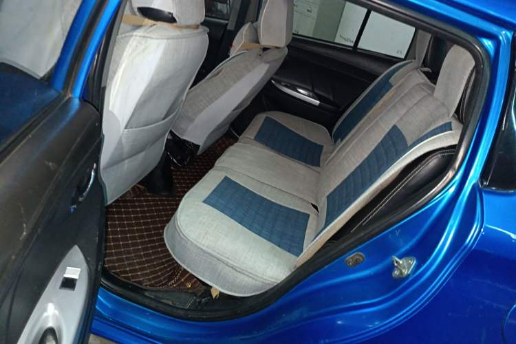 Used Toyota YARiS L Zhi Xuan 2015 1.5G Automatic Xuan Dong Sunroof Special Edition Left Rear Seat
