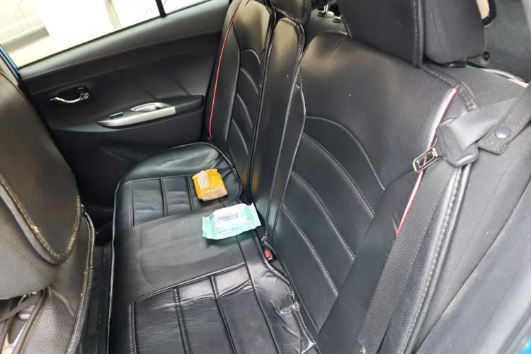 Used Toyota YARiS L Zhi Xuan 2015 1.5E Automatic Charm Edition Left Rear Seat