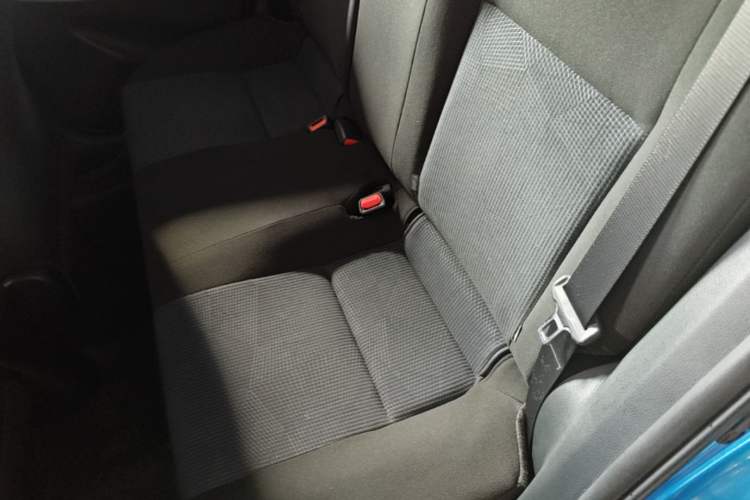 Used Toyota YARiS L Zhi Xuan 2015 1.5E Automatic Charm Edition Left Rear Seat