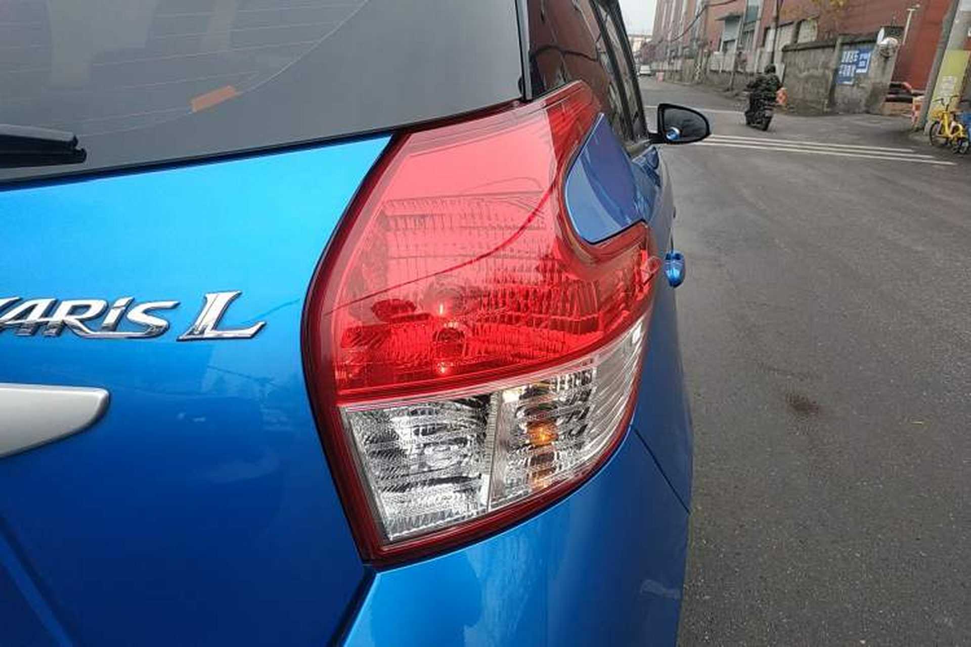 Used Toyota YARiS L Zhi Xuan 2015 1.5E Automatic Charm Edition Right Rear Taillight