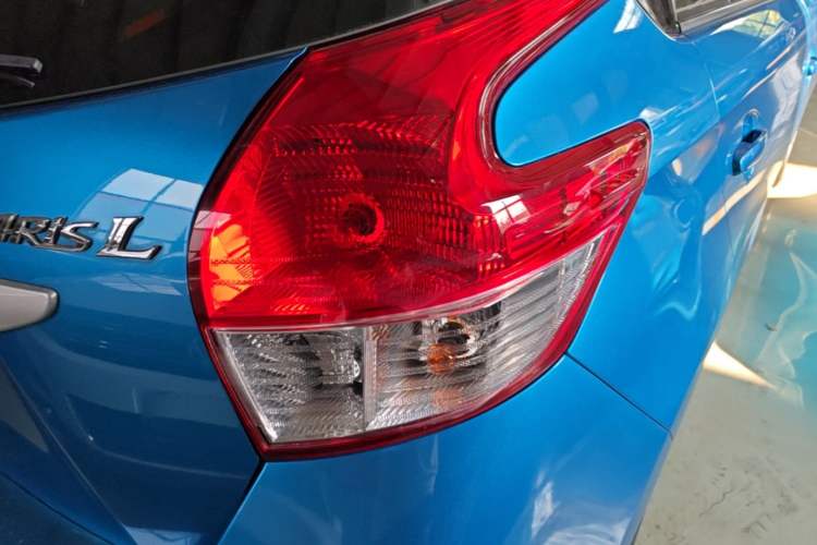 Used Toyota YARiS L Zhi Xuan 2015 1.5E Automatic Charm Edition Right Rear Taillight