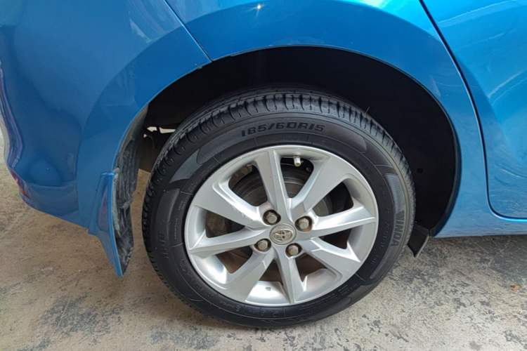 Used Toyota YARiS L Zhi Xuan 2015 1.5E Automatic Charm Edition Right Rear Wheel Hub
