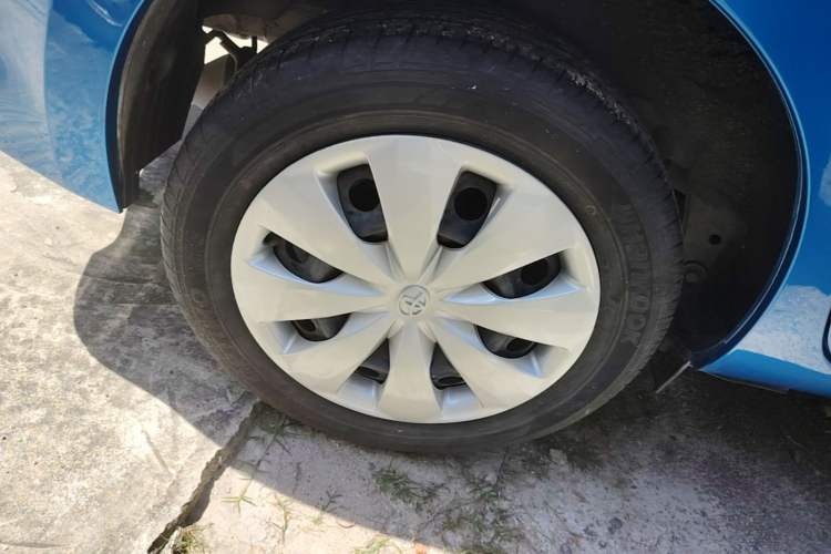 Used Toyota YARiS L Zhi Xuan 2015 1.5E Automatic Charm Edition Right Rear Wheel Hub