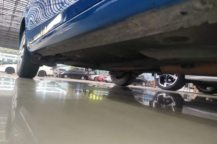 Used Toyota YARiS L Zhi Xuan 2015 1.5E Automatic Charm Edition Right Side Sill