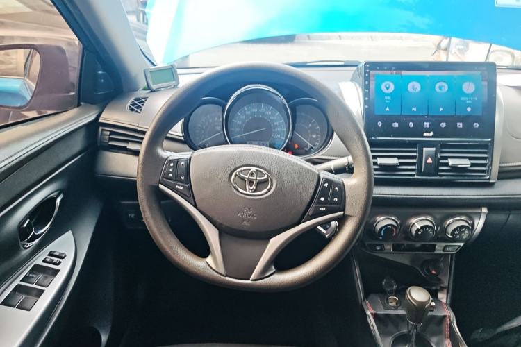 Used Toyota YARiS L Zhi Xuan 2015 1.5E Automatic Charm Edition Steering Wheel