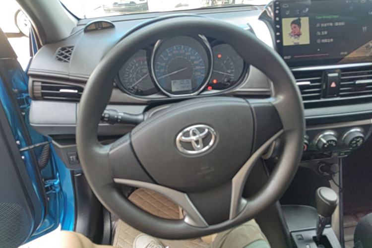Used Toyota YARiS L Zhi Xuan 2015 1.5E Automatic Charm Edition Steering Wheel