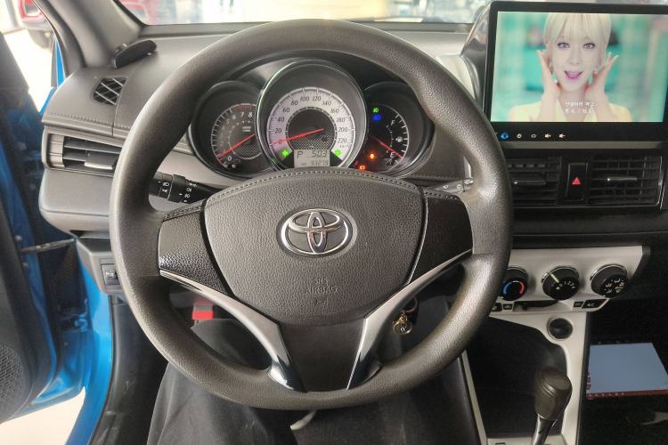 Used Toyota YARiS L Zhi Xuan 2015 1.5G Automatic Xuan Dong Sunroof Special Edition Steering Wheel