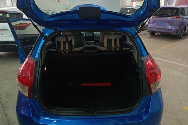 Used Toyota YARiS L Zhi Xuan 2015 1.5G Automatic Xuan Dong Sunroof Special Edition Trunk