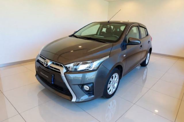 Używany Toyota YARiS L Zhi Xuan 2015 1.5G Automatic Xuan Dong Sunroof Special Edition