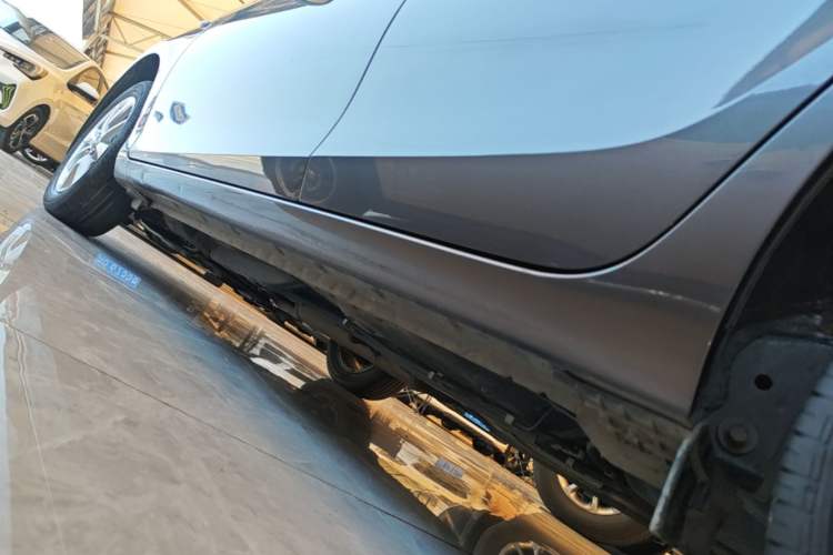 Used Toyota YARiS L Zhi Xuan 2015 1.5G Automatic Xuan Dong Sunroof Special Edition Left Side Sill