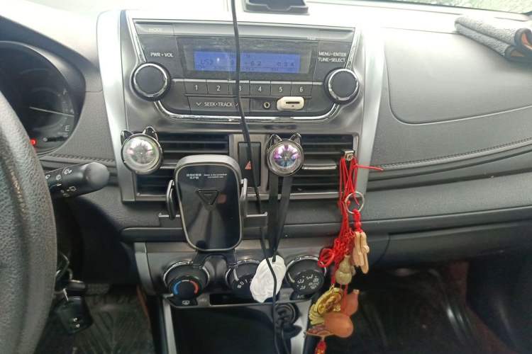 Used Toyota YARiS L Zhi Xuan 2015 1.5E Automatic Charm Edition Audio And AC Panel