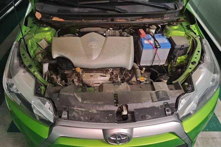 Used Toyota YARiS L Zhi Xuan 2015 1.5E Automatic Charm Edition Engine Bay