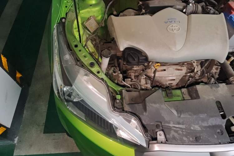 Used Toyota YARiS L Zhi Xuan 2015 1.5E Automatic Charm Edition Engine Bay Right