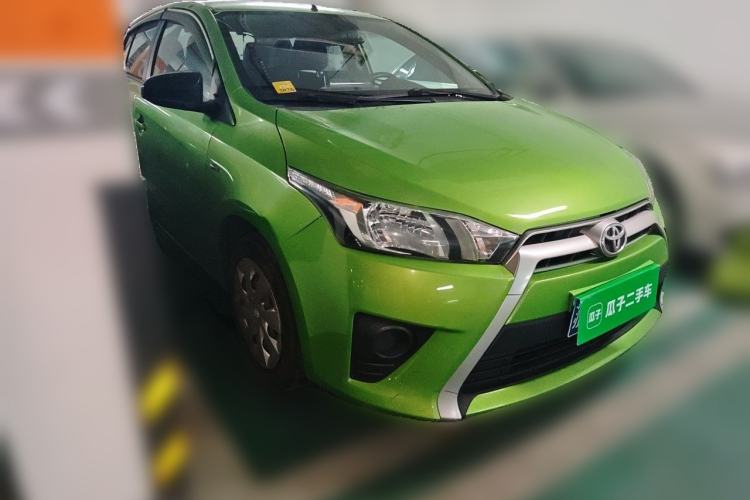 Used Toyota YARiS L Zhi Xuan 2015 1.5E Automatic Charm Edition Front Right 45 Deg