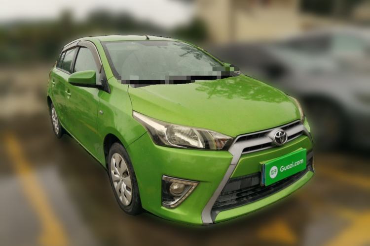 Used Toyota YARiS L Zhi Xuan 2015 1.5E Automatic Charm Edition Front Right 45 Deg