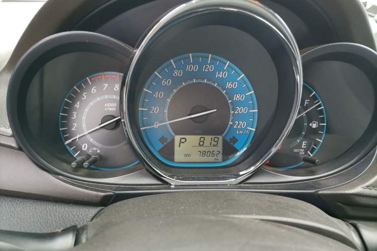 Used Toyota YARiS L Zhi Xuan 2015 1.5E Automatic Charm Edition Instrument Cluster