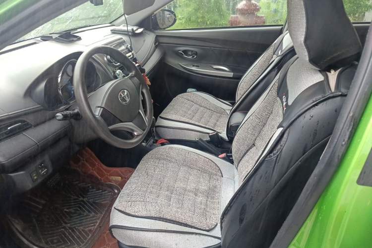 Used Toyota YARiS L Zhi Xuan 2015 1.5E Automatic Charm Edition Left Front Seat