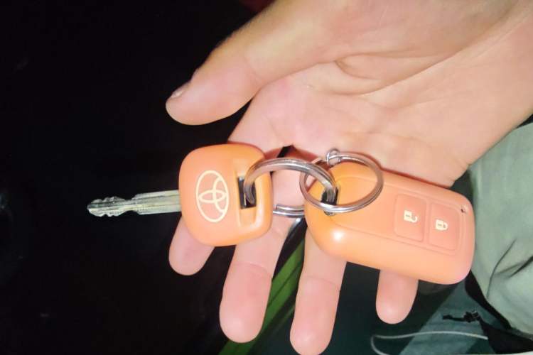 Used Toyota YARiS L Zhi Xuan 2015 1.5E Automatic Charm Edition Vehicle Key
