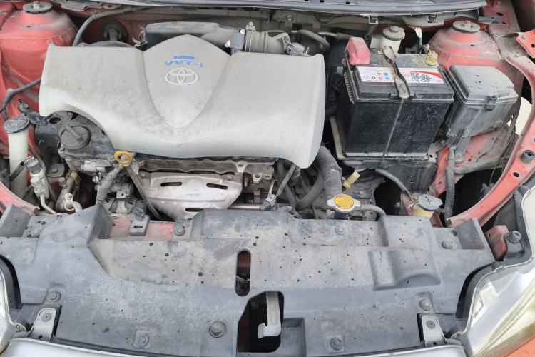 Used Toyota YARiS L Zhi Xuan 2015 1.5E Automatic Charm Edition Engine Bay