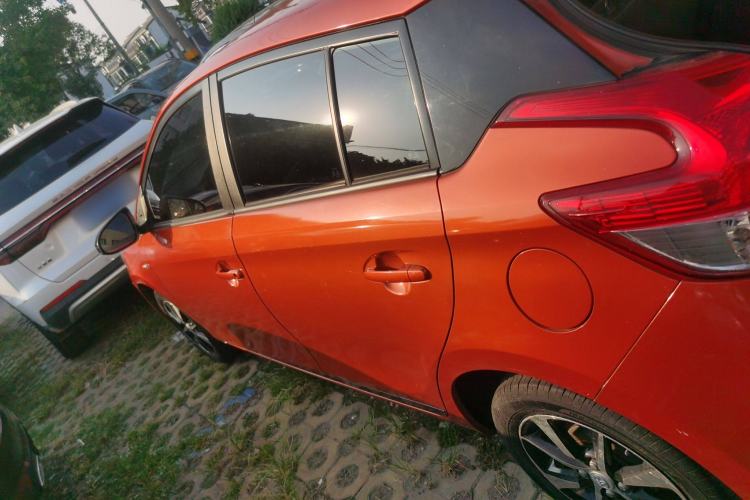 Used Toyota YARiS L Zhi Xuan 2015 1.5G Automatic Orange Limited Edition Exterior 3