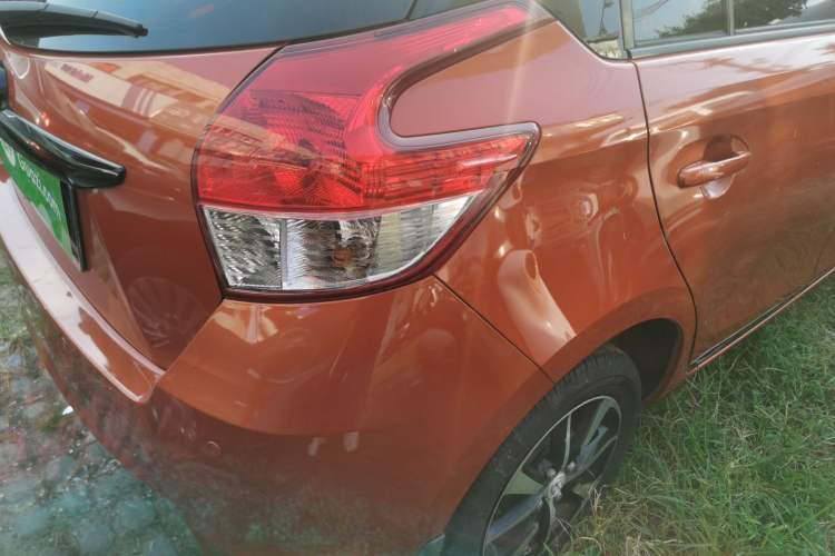 Used Toyota YARiS L Zhi Xuan 2015 1.5G Automatic Orange Limited Edition Exterior 6