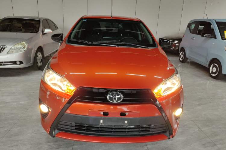 Used Toyota YARiS L Zhi Xuan 2015 1.5G Automatic Orange Limited Edition Front
