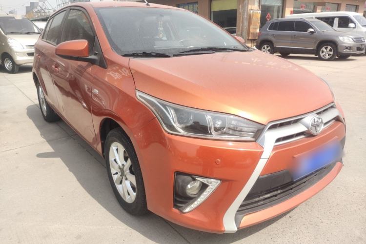 Used Toyota YARiS L Zhi Xuan 2015 1.5E Automatic Charm Edition Front Right 45 Deg