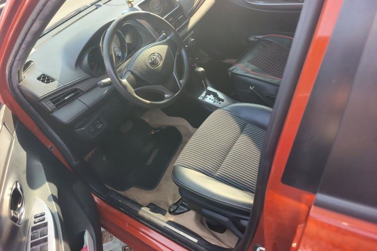 Used Toyota YARiS L Zhi Xuan 2015 1.5G Automatic Orange Limited Edition Left Front Seat