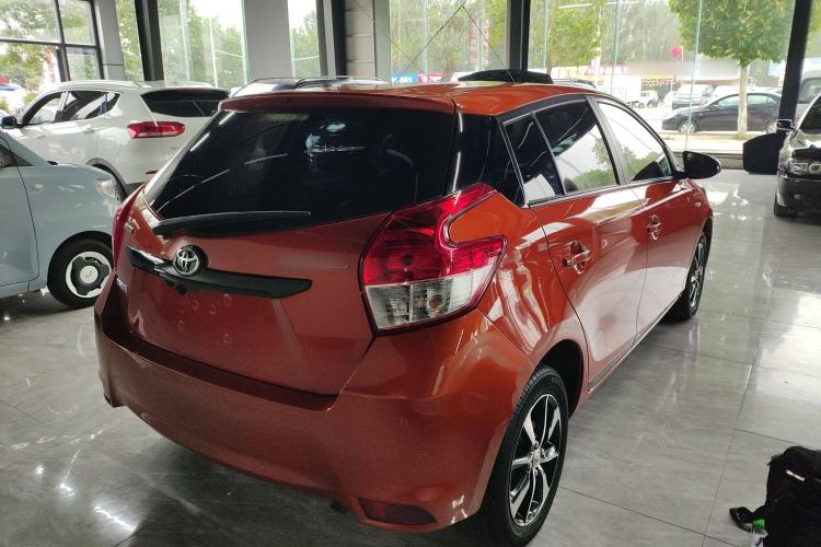 Used Toyota YARiS L Zhi Xuan 2015 1.5G Automatic Orange Limited Edition Rear Right 45 Deg