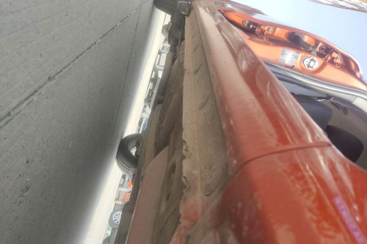 Used Toyota YARiS L Zhi Xuan 2015 1.5E Automatic Charm Edition Right Side Sill