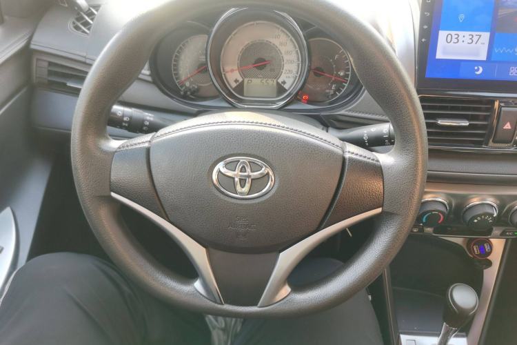 Used Toyota YARiS L Zhi Xuan 2015 1.5G Automatic Orange Limited Edition Steering Wheel