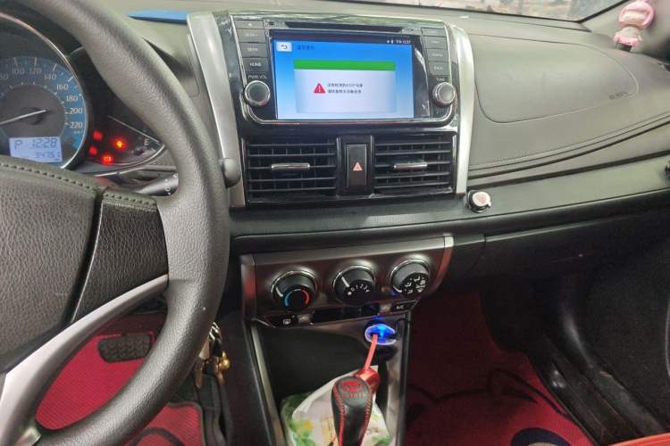 Used Toyota YARiS L Zhi Xuan 2015 1.5E Automatic Charm Edition Audio And AC Panel