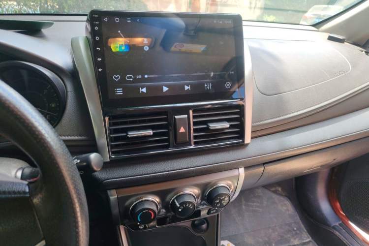 Used Toyota YARiS L Zhi Xuan 2015 1.5E Automatic Charm Edition Audio And AC Panel
