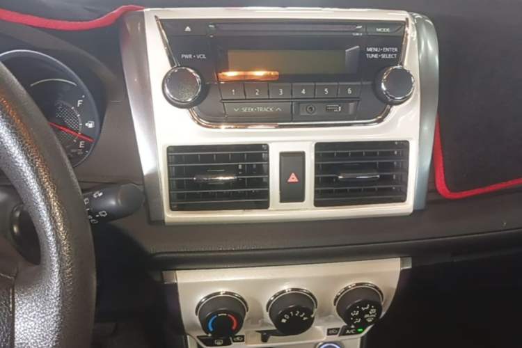 Used Toyota YARiS L Zhi Xuan 2015 1.5G Automatic Xuan Dong Sunroof Special Edition Audio And AC Panel