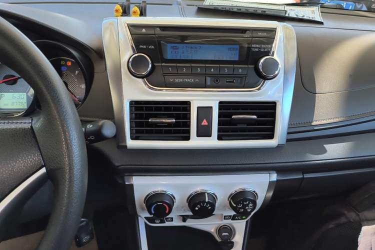 Used Toyota YARiS L Zhi Xuan 2015 1.5G Automatic Xuan Dong Sunroof Special Edition Audio And AC Panel